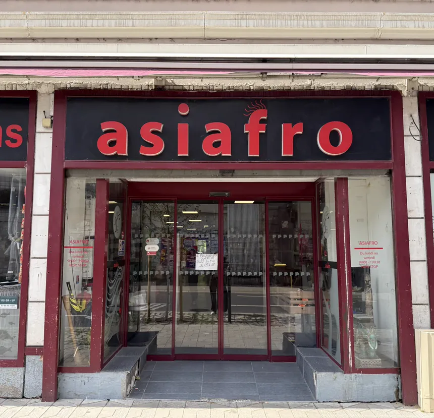 Devanture de l'épicerie Asiafro, 72 Rue Franklin à Mulhouse