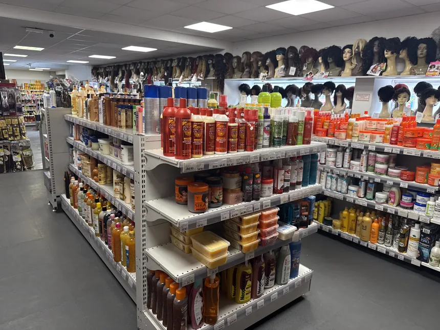 Perruques et produits capillaires chez Asiafro